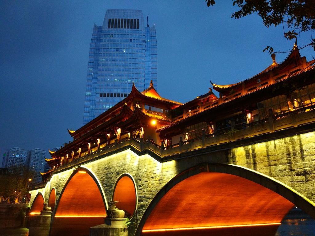 Chengdu Rising Butterfly Hotel Экстерьер фото