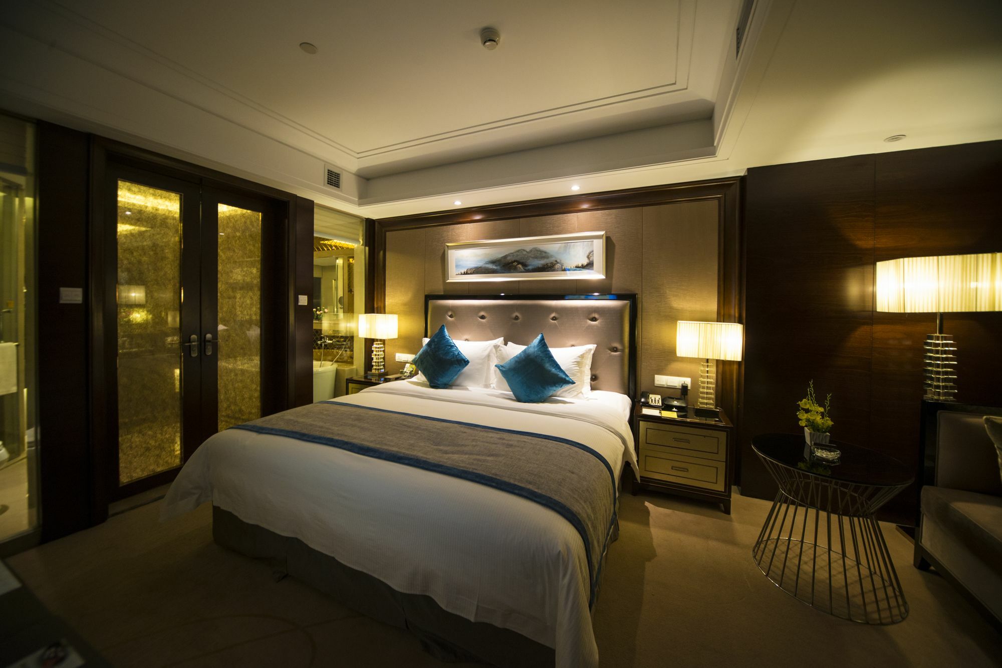 Chengdu Rising Butterfly Hotel Экстерьер фото